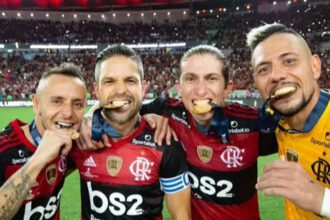 Filipe Luís, Diego Alves e Rafinha no Flamengo