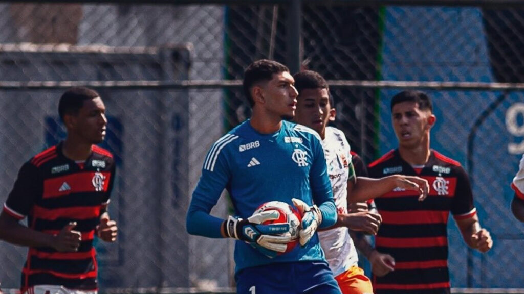 Flamengo avança para a semifinal do Carioca Sub-20