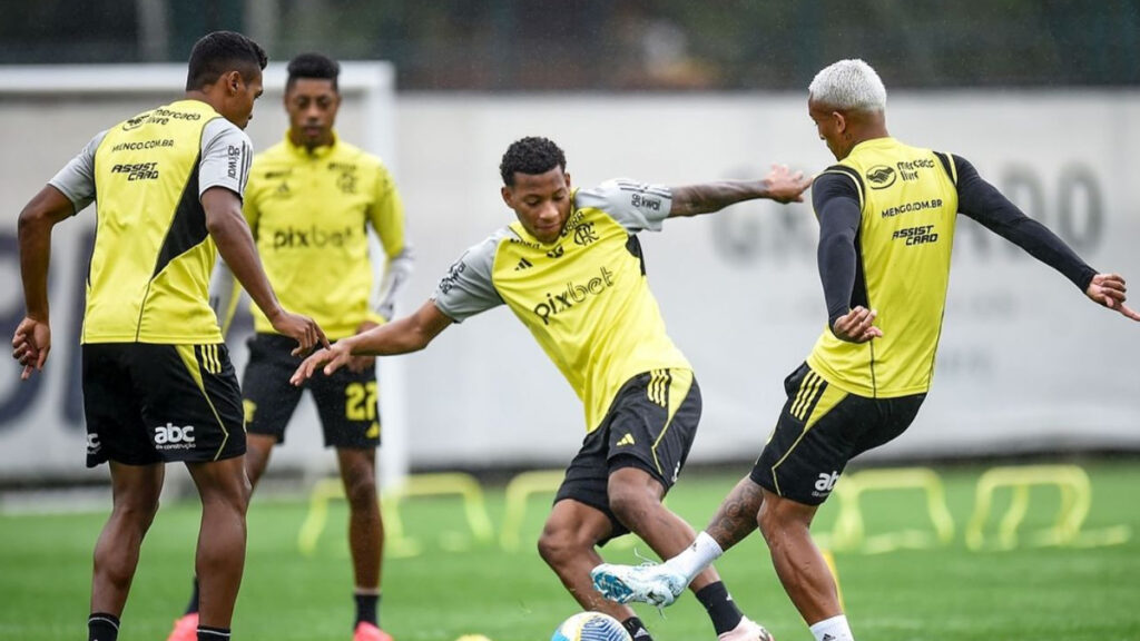 Flamengo finaliza 3° treino com foco em jogo decisivo da Copa do Brasil