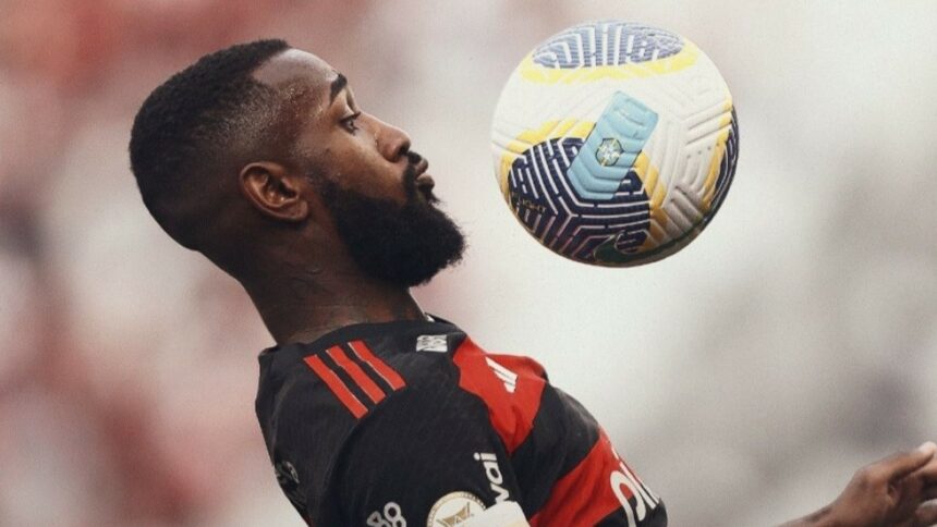 Flamengo joga mal, perde para o Corinthians e se distancia da disputa por título do Brasileirão