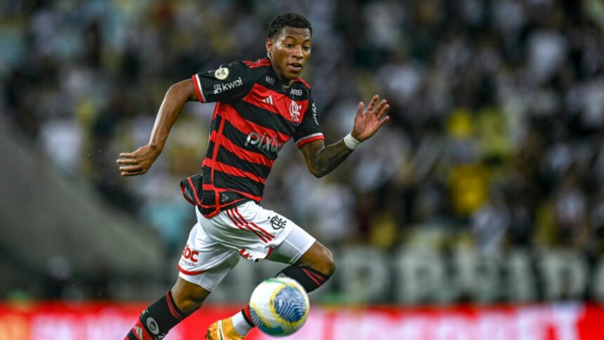 Novo jogador do Flamengo deve estrear como titular na Libertadores em jogo de hoje