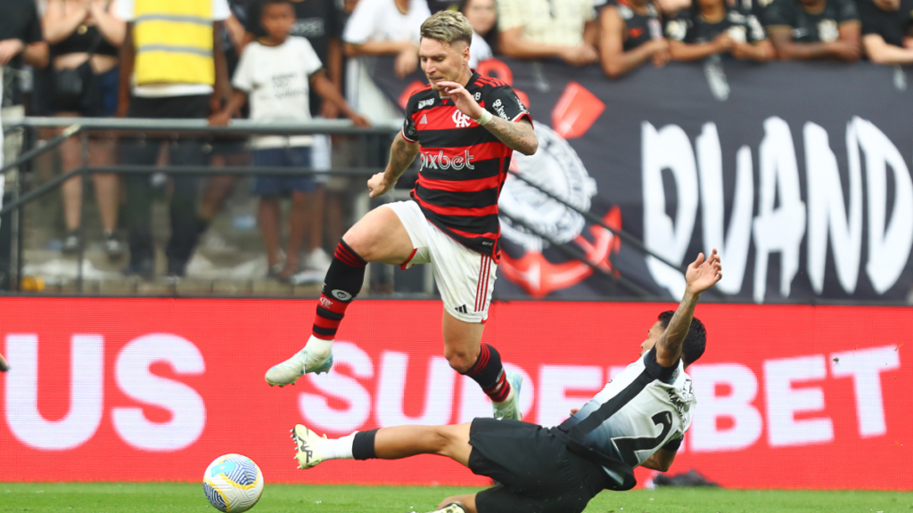 Apresentador crava eliminação do Flamengo para o Corinthians na Copa do Brasil