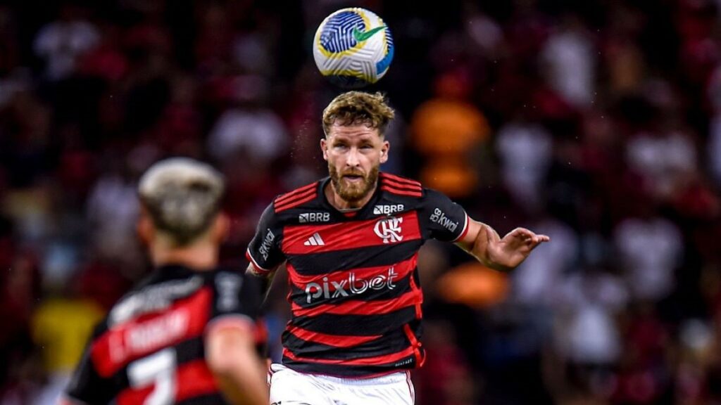 Léo Pereira está fora do próximo jogo do Flamengo