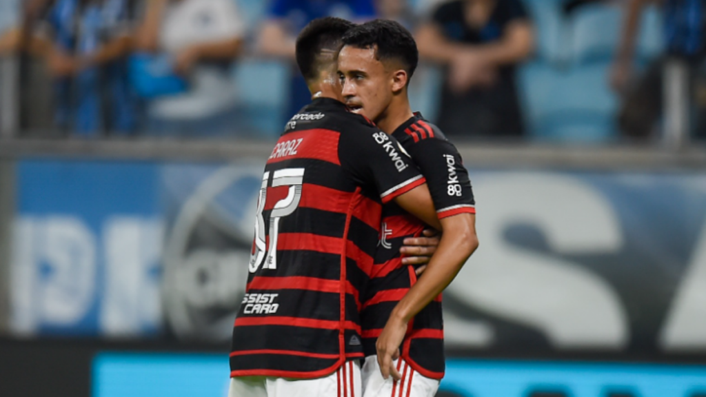 Matheus Gonçalves agradece assistência de Alcaraz após jogo do Flamengo contra o Grêmio