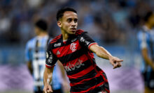 Matheus Gonçalves comemora primeiro gol do Flamengo contra o Grêmio