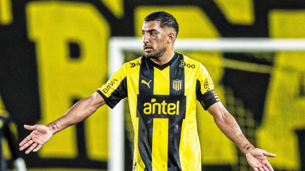 “Estamos em igualdade com o melhor time da Libertadores”, comemora capitão do Peñarol após classificação contra o Flamengo