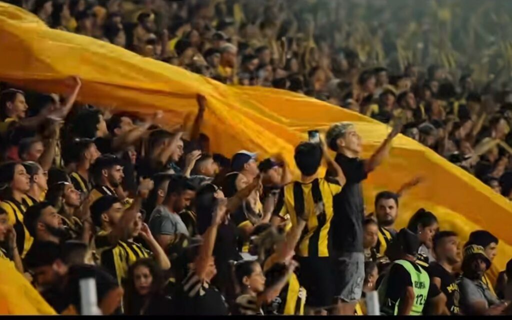 Peñarol publica vídeo motivacional antes de jogo contra o Flamengo, pela Libertadores: “Deixaremos tudo”