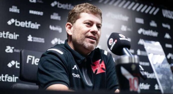 Título ‘empate contra o Flamengo’? Técnico do Vasco celebra resultado no clássico: “Estamos felizes”