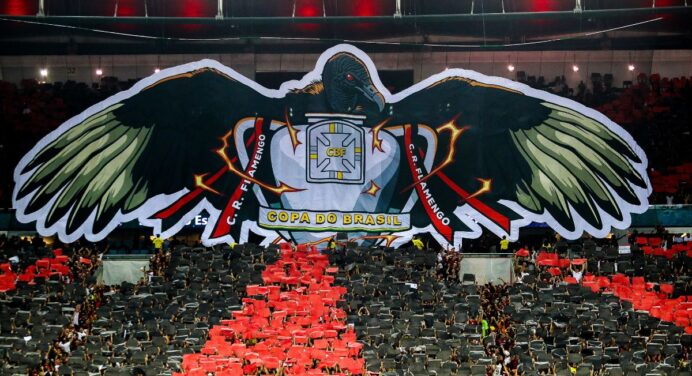 Torcida do Flamengo esgota ingressos do Setor Norte para jogo contra o Fluminense, pelo Brasileirão