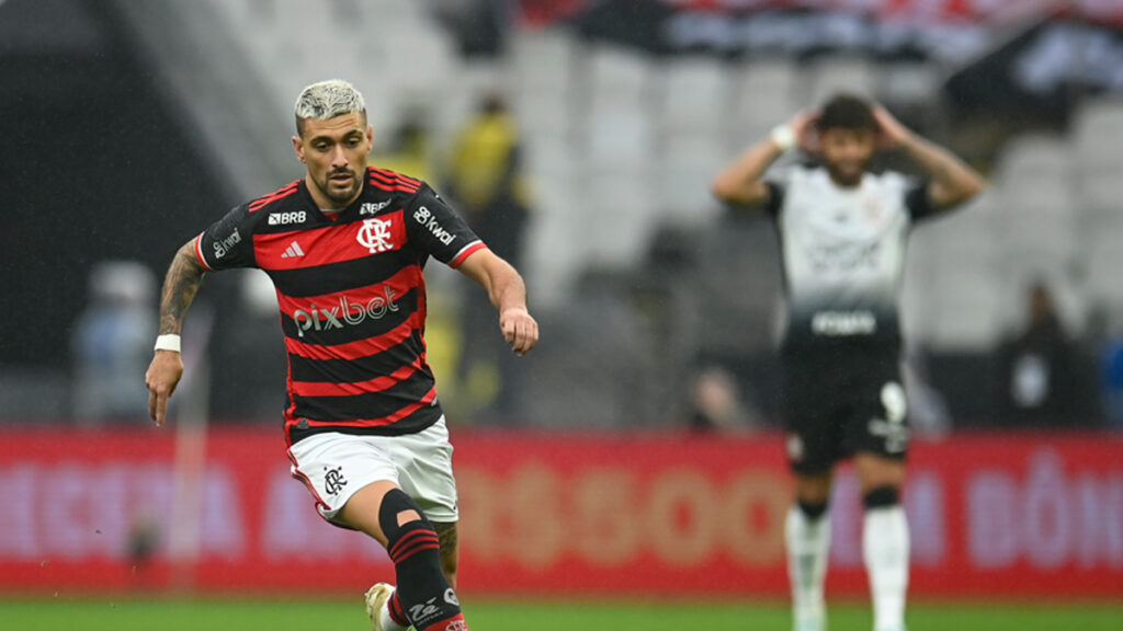 Arrascaeta manda recado à torcida e revela sentimento com classificação do Flamengo na Copa do Brasil