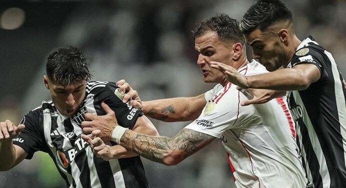 Adversário do Flamengo na Copa do Brasil, Atlético-MG terá cenário hostil contra o River na Libertadores