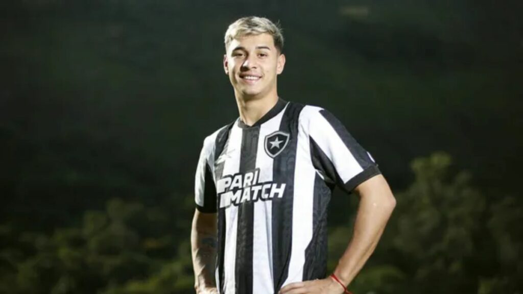 Jogador do Botafogo alfineta Flamengo antes de jogo na Libertadores: “Estão 9 pontos atrás no Brasileirão”