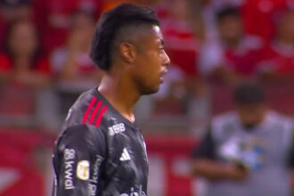 Bruno Henrique em ação pelo Flamengo