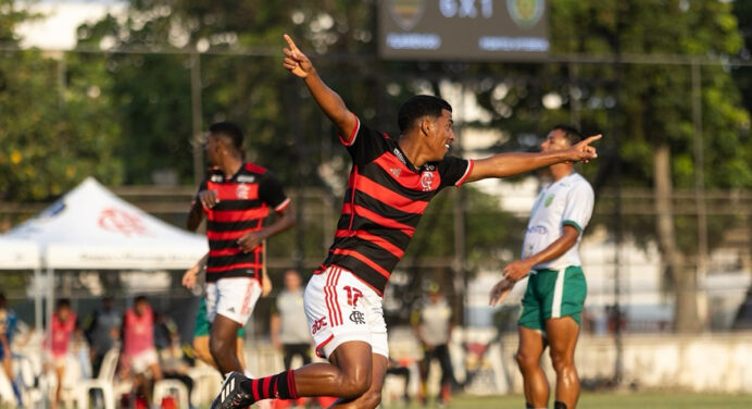 Flamengo faz 8 a 1 na Copa do Brasil Sub-20 em 1º jogo sem Filipe Luís