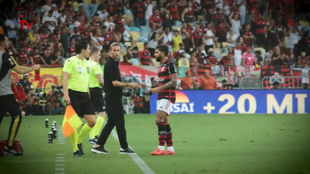 Acabou a amizade? Gabigol revela mudança na relação com Filipe Luís após anúncio de técnico do Flamengo