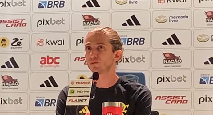 Filipe Luís agradece torcida e rasga elogios aos jogadores do Fla após jogo contra o Corinthians: “Correram por mim”