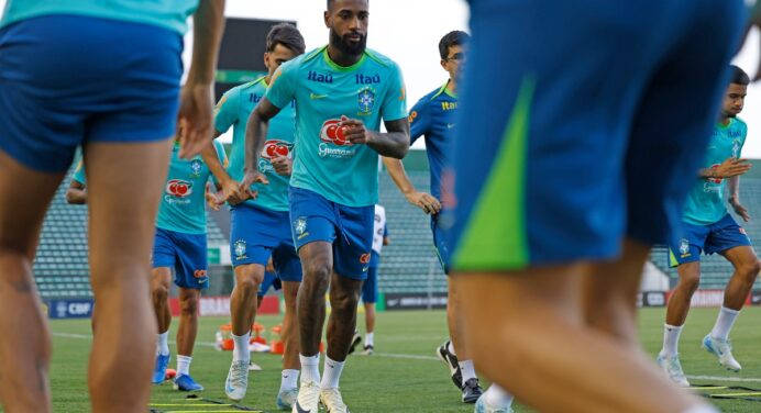 Com Gerson entre os titulares, veja provável escalação do Brasil para jogo contra a Colômbia; Alex Sandro, Ortiz e Wesley ficam à disposição