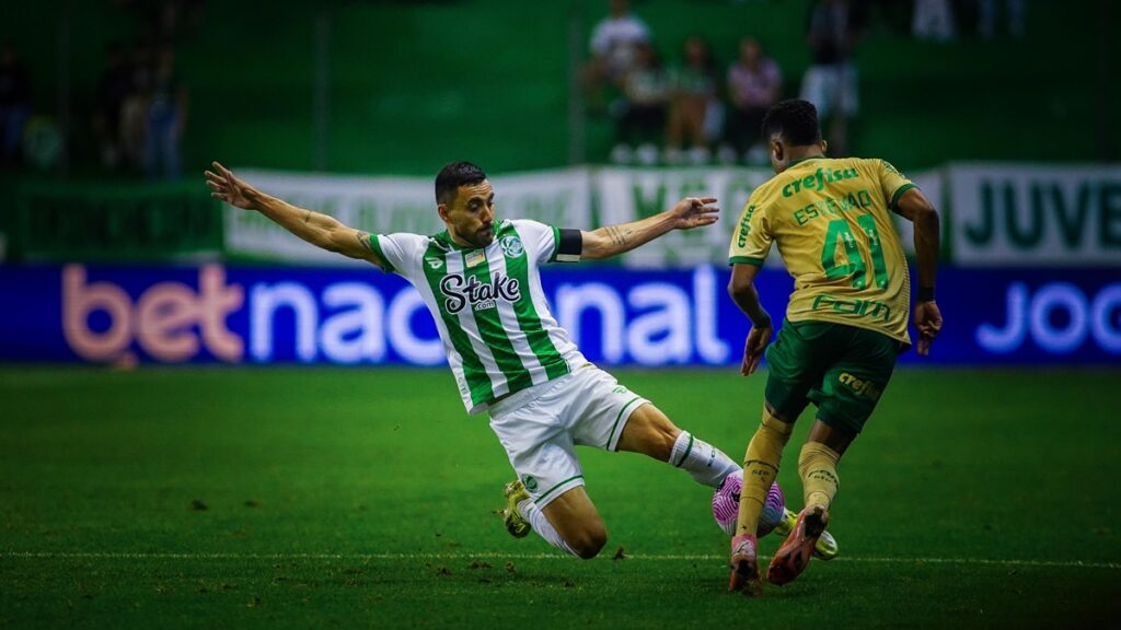 Flamengo tenta aproveitar sequência do Juventude para subir na tabela do Brasileirão