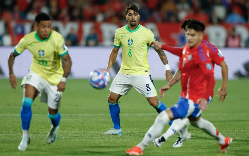 Jogador do Cruzeiro é convocado para vaga de ex-Flamengo na Seleção Brasileira