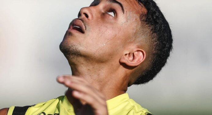 Sem folga e com foco na final, elenco do Flamengo inicia preparação para decisão da Copa do Brasil