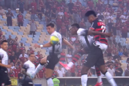 Flamengo tem pênalti não marcado contra o Corinthians na Copa do Brasil