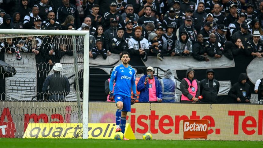 Rossi - goleiro do Flamengo