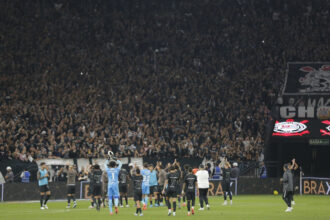 Torcida do Corinthians na Neo Química Arena