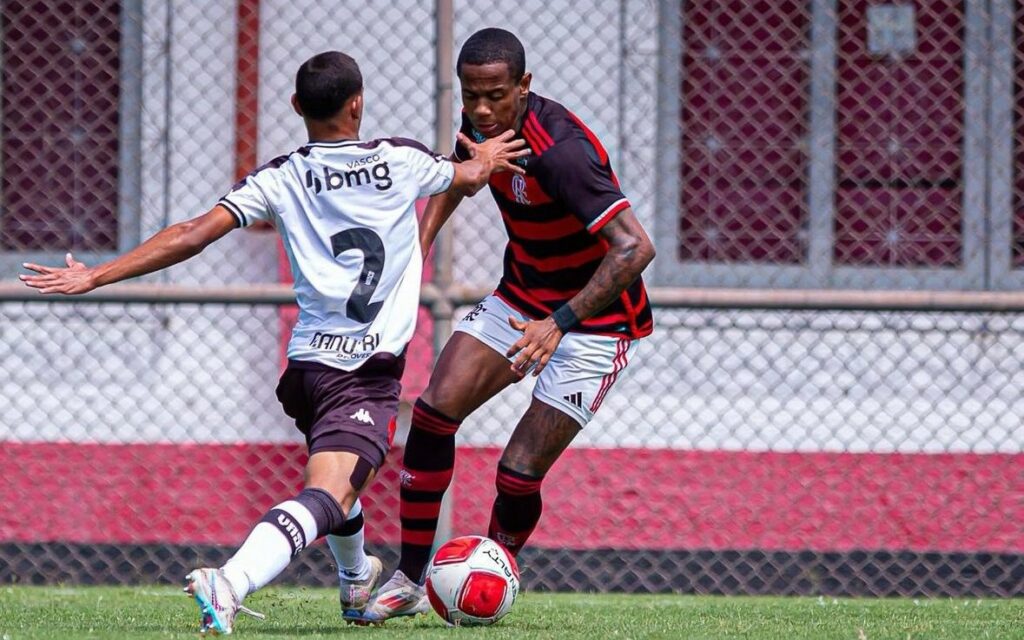 Flamengo perde atacante para jogo decisivo na temporada