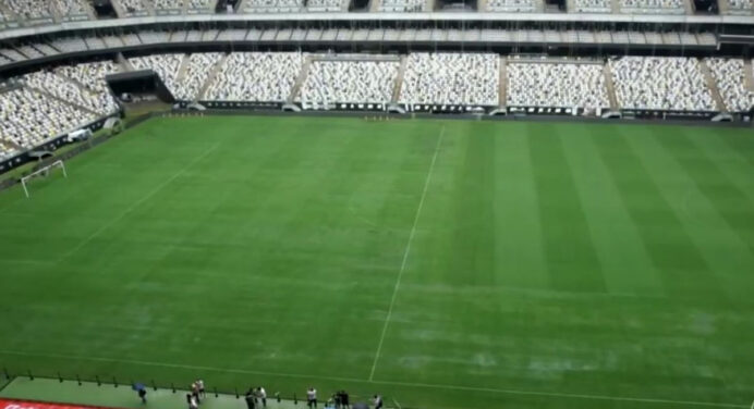 Atlético-MG x Flamengo: Gramado da Arena MRV não aguenta chuva antes de final da Copa do Brasil