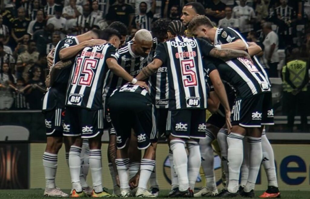 Atlético-MG tem 3 desfalques e 4 pendurados em jogo contra o Flamengo hoje na Copa do Brasil