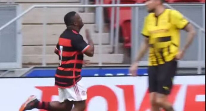 Beto marca, e Flamengo vence Borussia no Mané Garrincha