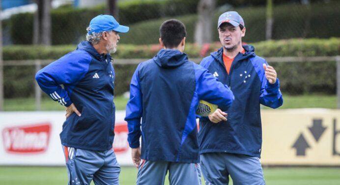 Diniz indica time do Cruzeiro com ‘força máxima’ para jogo contra o Flamengo; veja provável escalação