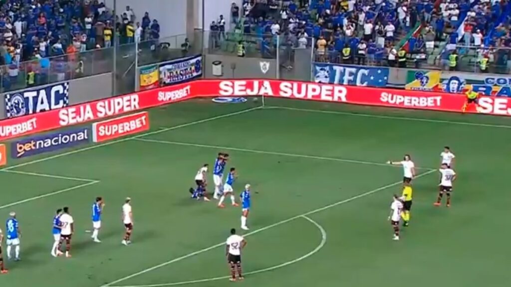 Dedo do Filipe Luís! Gol de David Luiz é ‘replay’ de lances ocorridos no sub-20 comandado pelo técnico; veja as jogadas