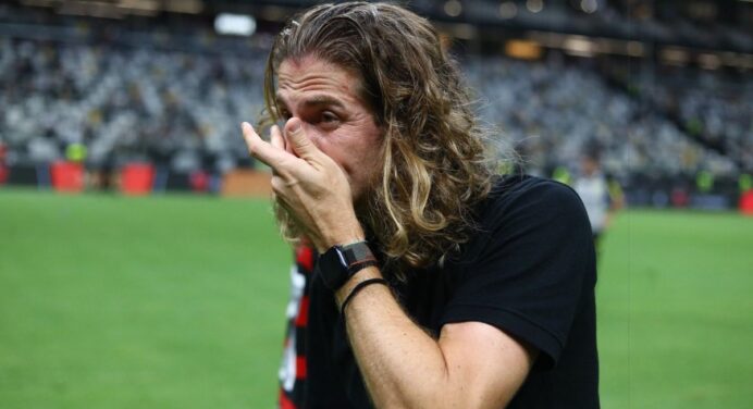 Atlético de Madrid manda recado a Filipe Luís após título do Flamengo na Copa do Brasil