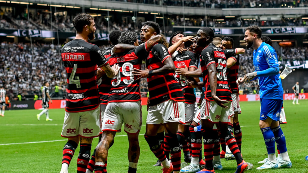 Campeão da Copa do Brasil, invicto e fora do G-4 do Brasileirão: Flamengo encerra novembro com 77,7% de aproveitamento