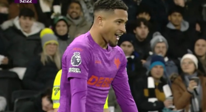 João Gomes marca gol e garante 2ª vitória seguida de time inglês na Premier League 