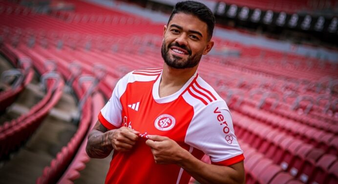 Internacional pode ter desfalque importante para jogo contra o Flamengo