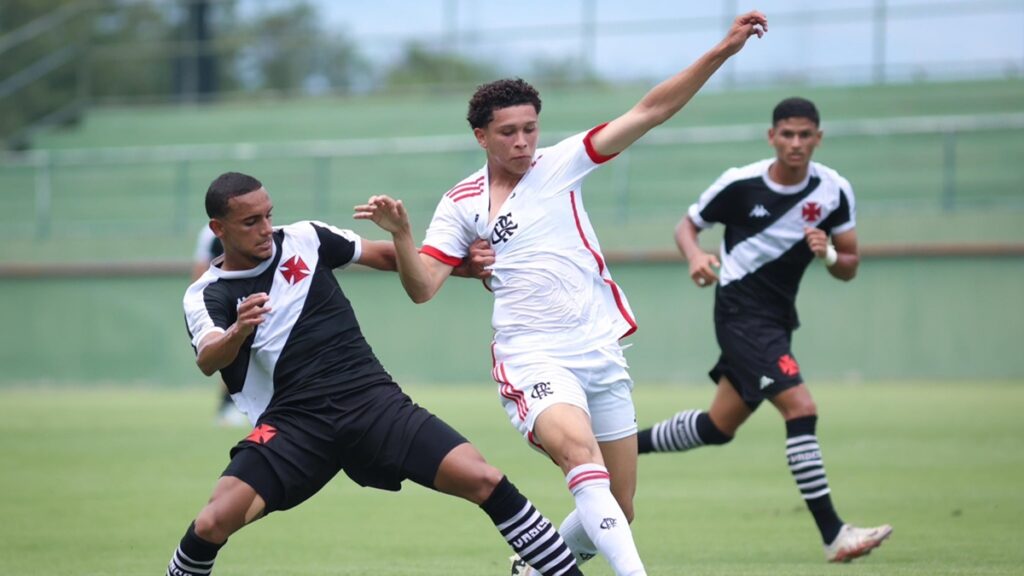 Flamengo e Vasco empatam no 1º jogo da final do Campeonato Carioca Sub-17