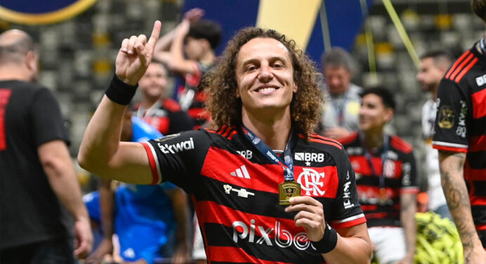 Fortaleza negocia contratação de David Luiz, agora ex-Flamengo