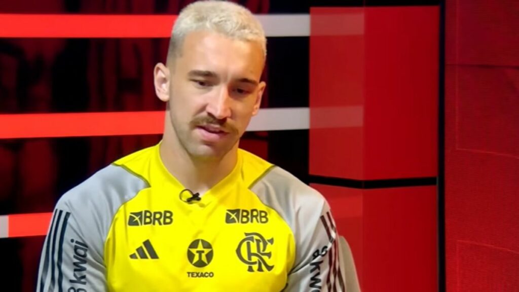 Léo Ortiz exalta Filipe Luís e projeta Flamengo para 2025: “Tenho certeza que vamos…”