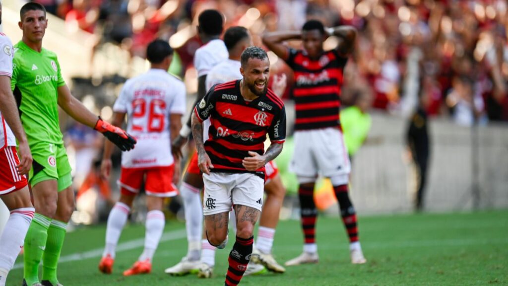 Fim de jejum! Michael comanda vitória do Flamengo e volta a marcar gol depois de 1 mês