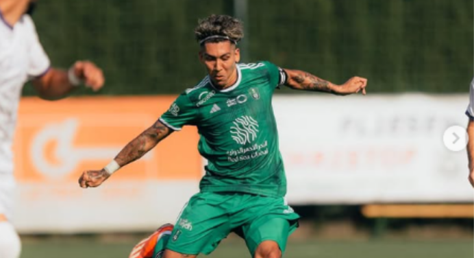 Firmino no Flamengo? Atacante decide deixar a Arábia Saudita e retornar ao futebol brasileiro