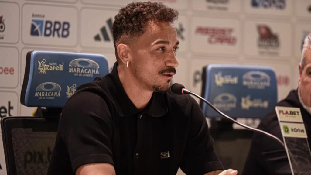 “Eu decidi vir porque…”: Danilo explica fatores fundamentais para aceitar jogar no Flamengo