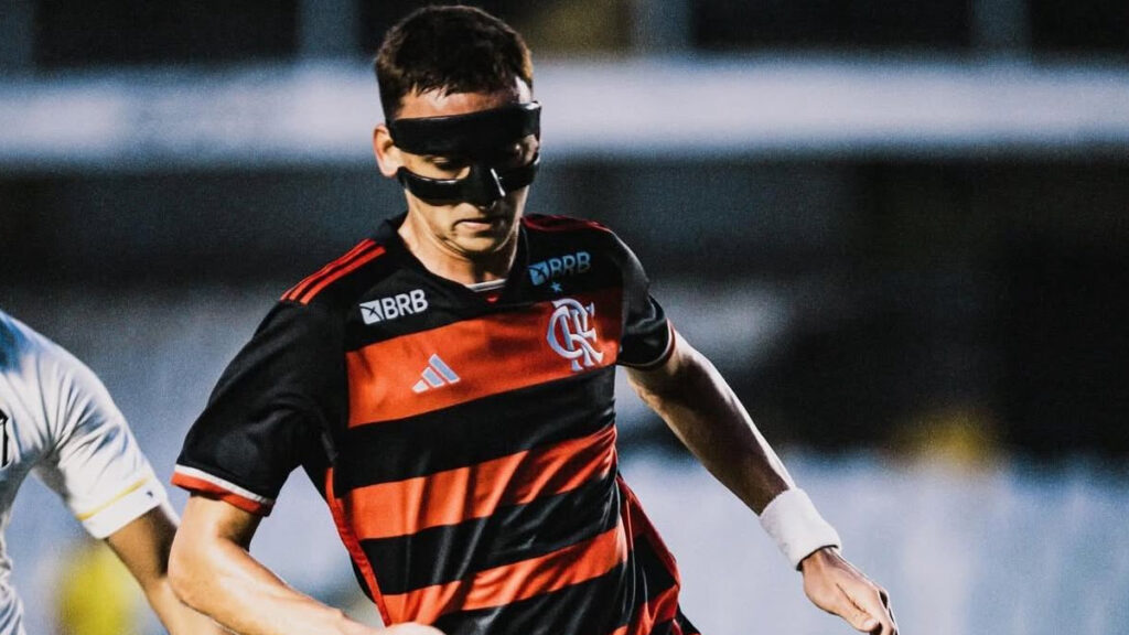 Filipe Luís define substituto de Fabrício Bruno para pré-temporada do Flamengo