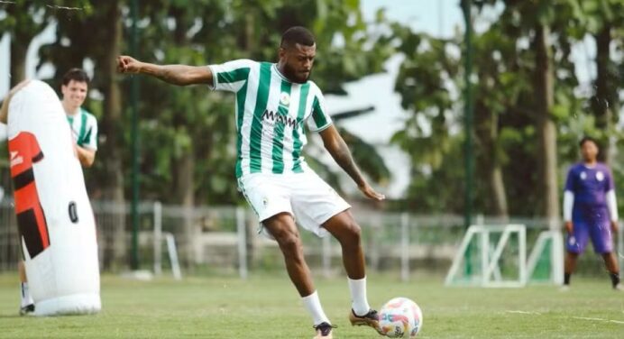 Autor de frase “não sei se chegarei ao porte de Zico”, ex-Flamengo é anunciado por time da Indonésia