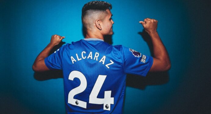 Everton confirma negociação para contratar Carlos Alcaraz, do Flamengo