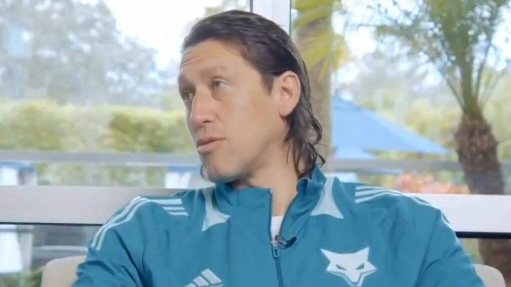 Cássio exalta superioridade da estrutura do Flamengo no Brasil: “Tive o privilégio de…”