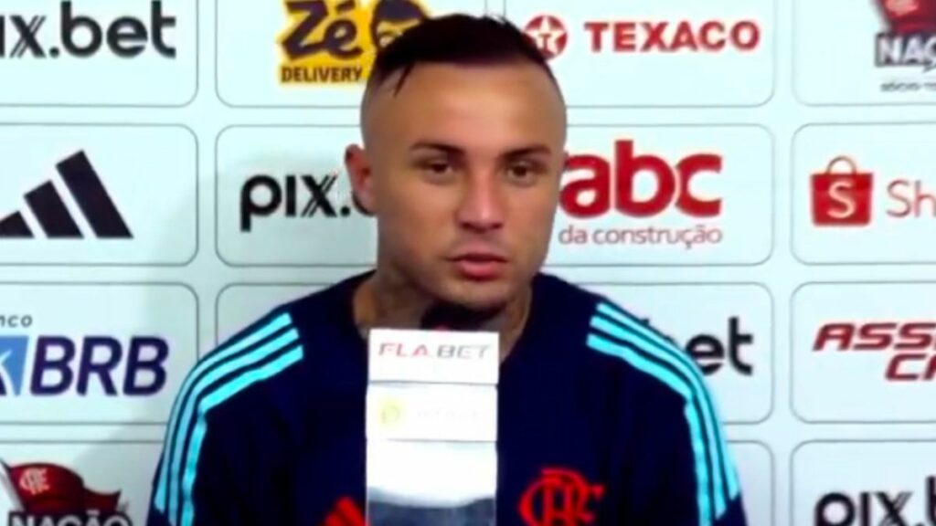 Cebolinha aponta atitude de Filipe Luís como fundamental para voltar a jogar no Flamengo