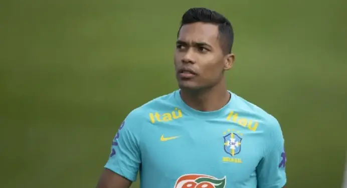 Lateral do Flamengo, Alex Sandro fala sobre a seleção brasileira e projeta clássico contra Argentina