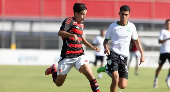 Flamengo goleia América-MG e avança às quartas da Copa do Brasil sub-17